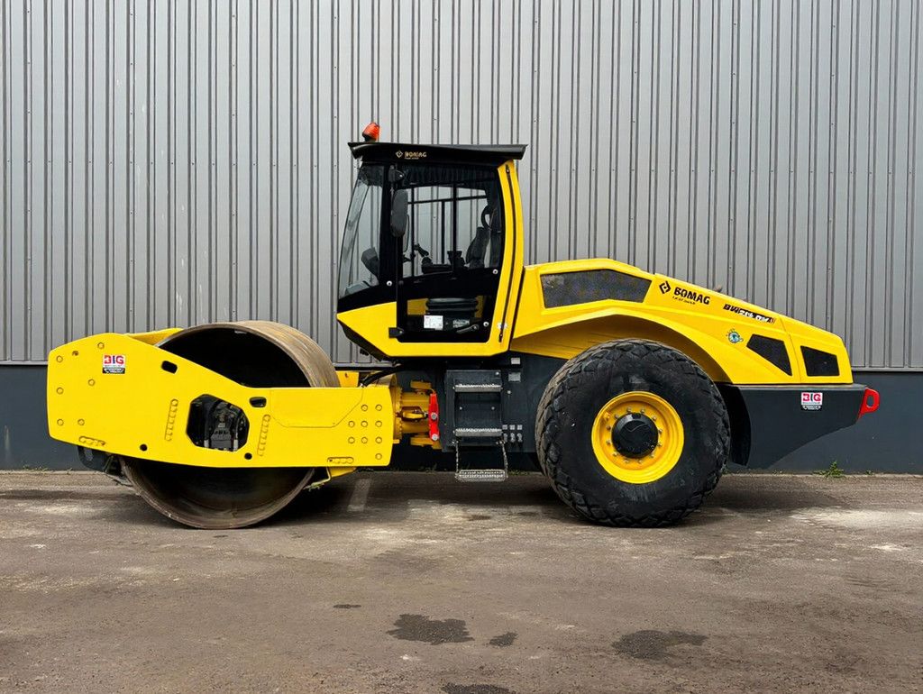 Bomag BW219
