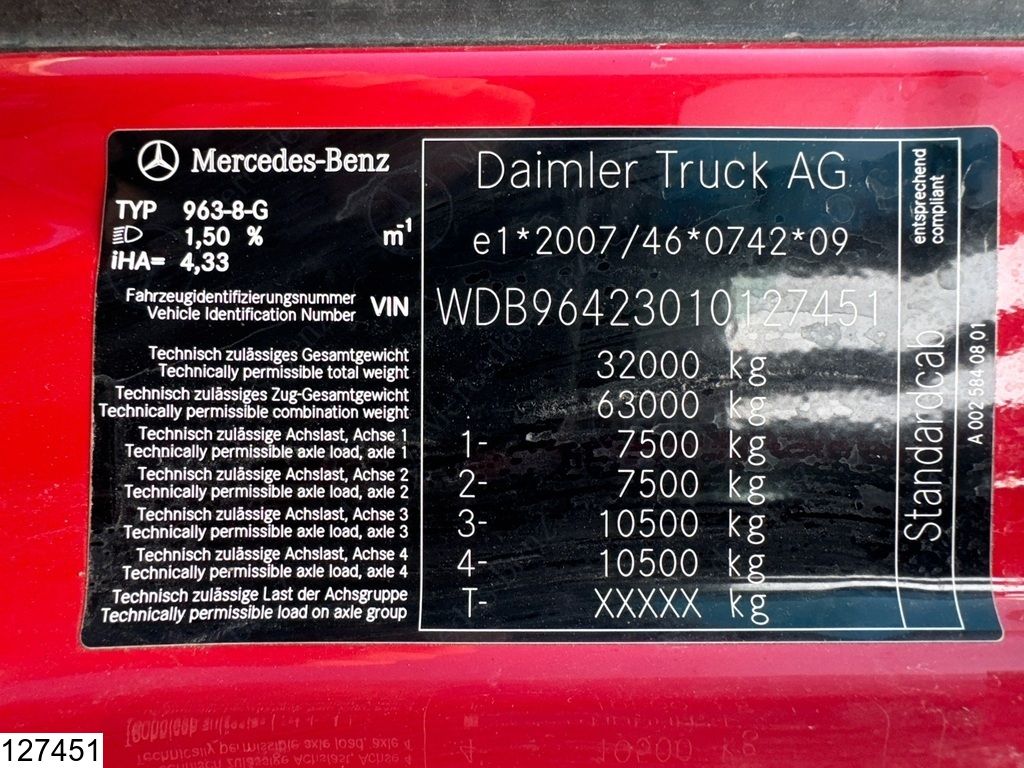 Mercedes Arocs 3243 8x4, EURO 6, Steel suspension, Mayenne