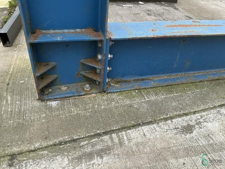 Cantilever racking Stow