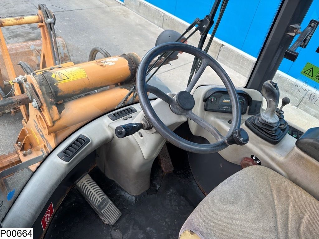 Case 321E 56 kw, 4x4, 3565 h