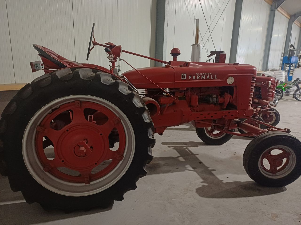Farmall-cub/ W6/ Super H mc Cormick