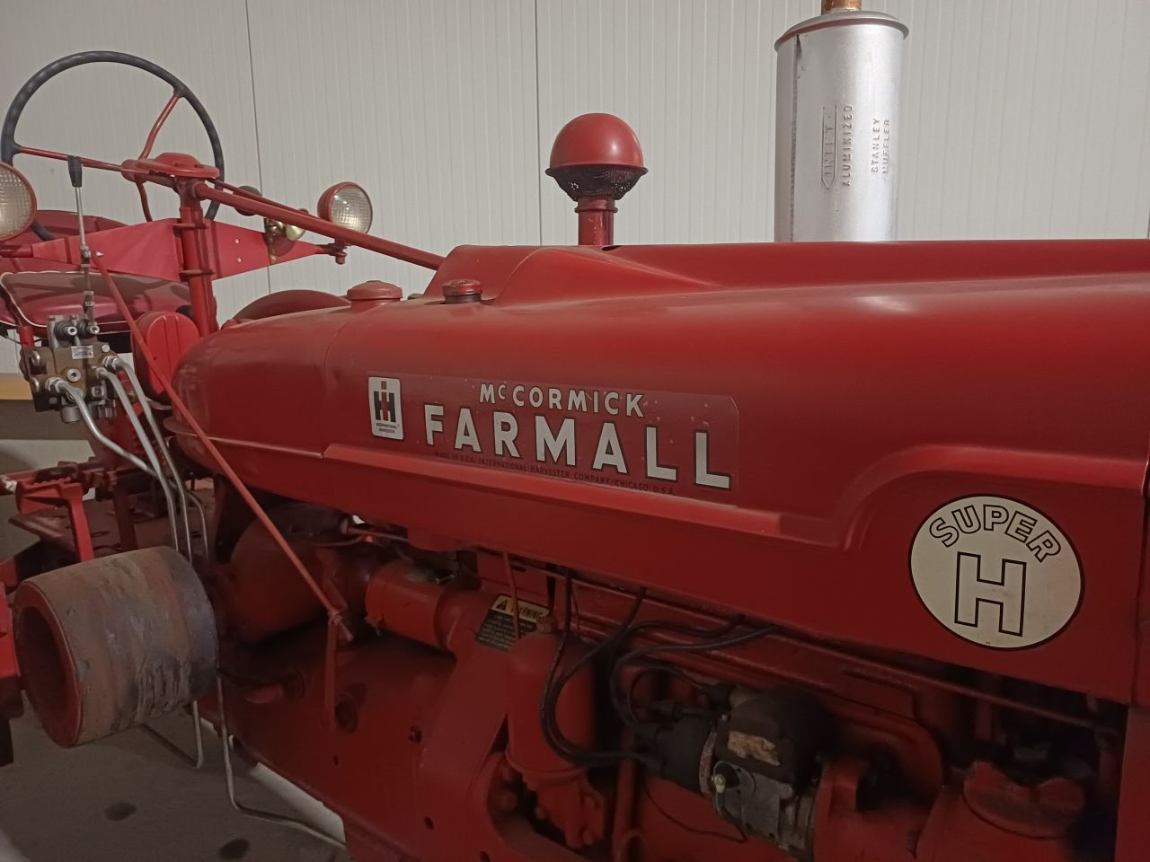 Farmall-cub/ W6/ Super H mc Cormick