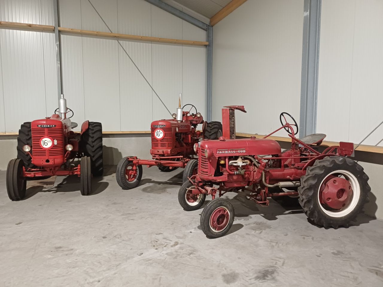Farmall-cub/ W6/ Super H mc Cormick