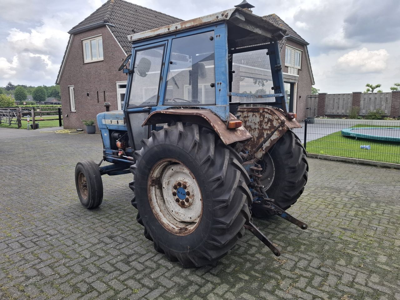 Ford 5000