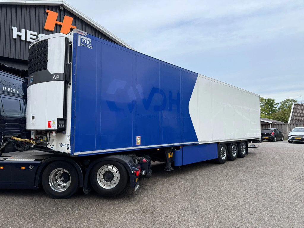 Schmitz Cargobull SKO 24 Thermo King A400 Liftas 2Ton LBW 2T 270H 250B
