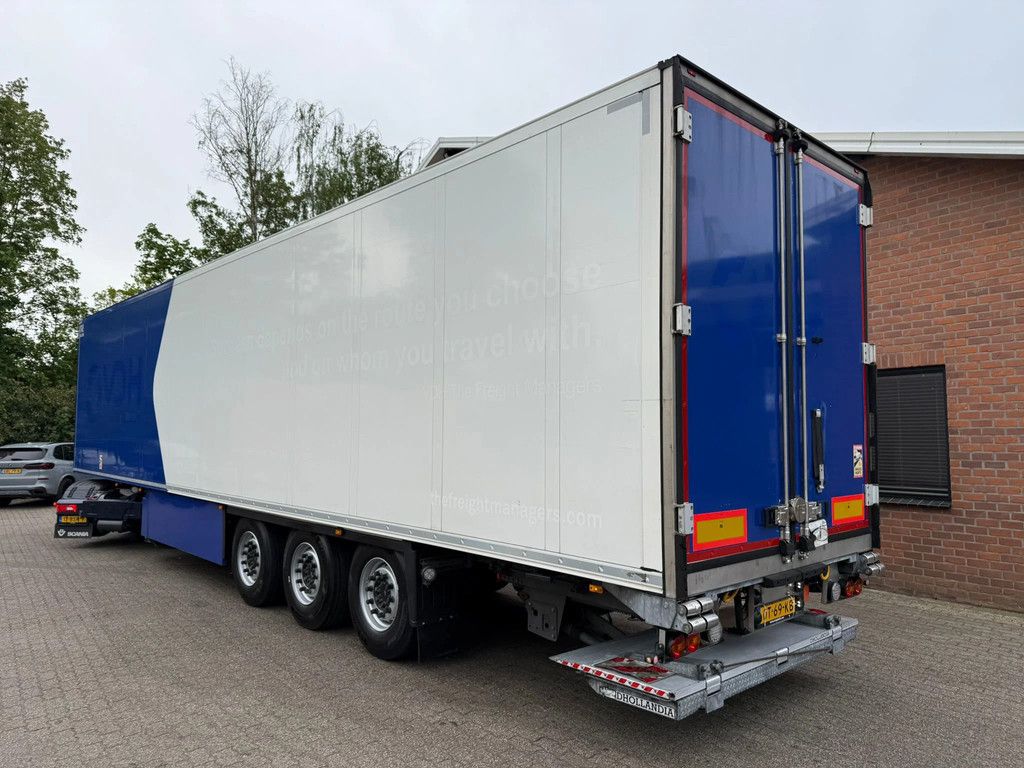 Schmitz Cargobull SKO 24 Thermo King A400 Liftas 2Ton LBW 2T 270H 250B