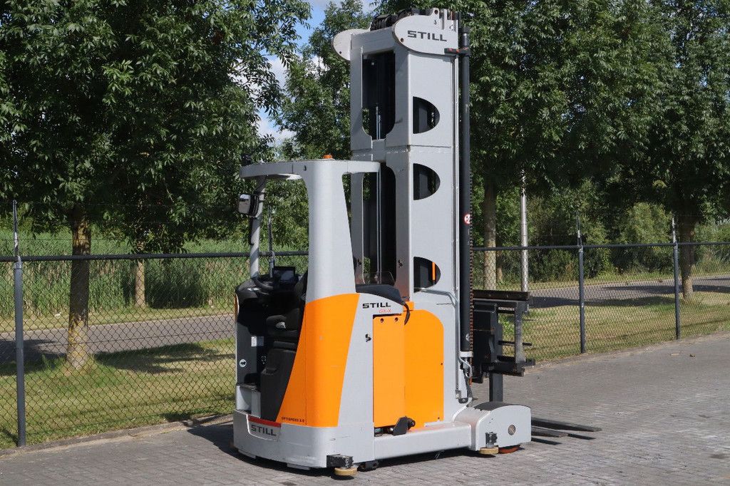 Still GX-X | REACHTRUCK | ROTATING FORKS | 4.5 METER | TRIPLEX