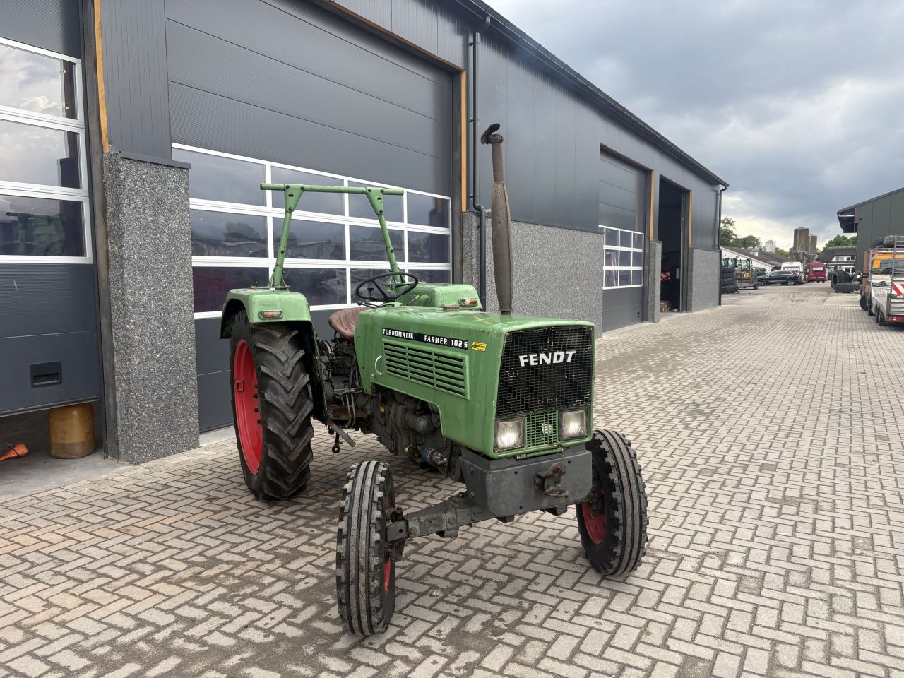 Fendt 102s