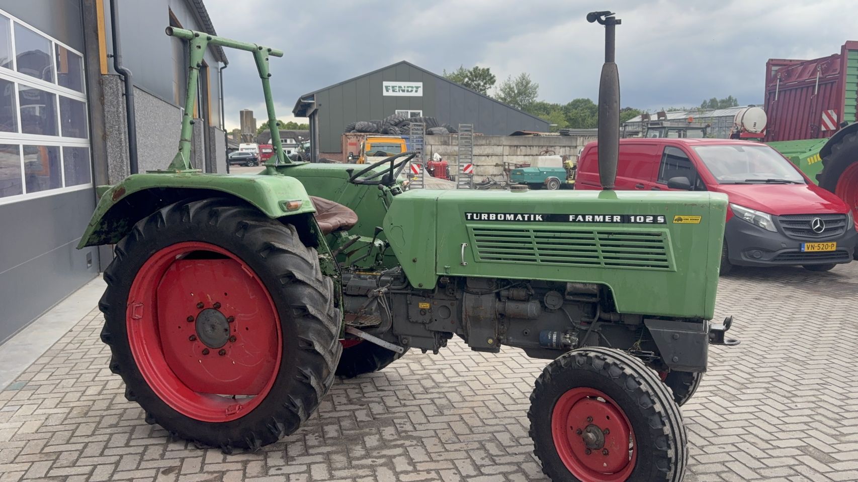 Fendt 102s