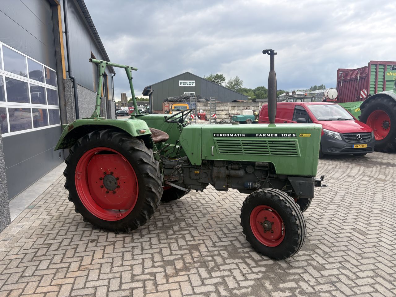 Fendt 102s