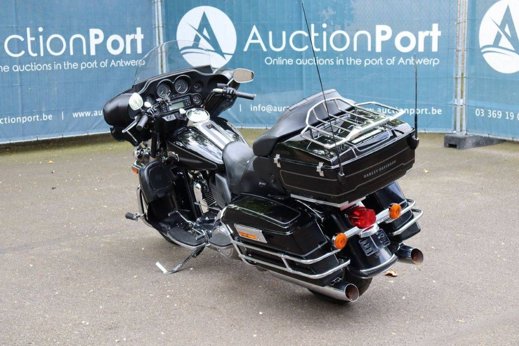 Motorcycle Harley Davidson Ultra Classic Petrol 2010