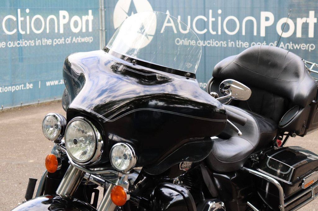Motorcycle Harley Davidson Ultra Classic Petrol 2010