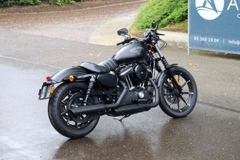 Motorrad Harley Davidson Sportster XL883 Iron Benzin 2016