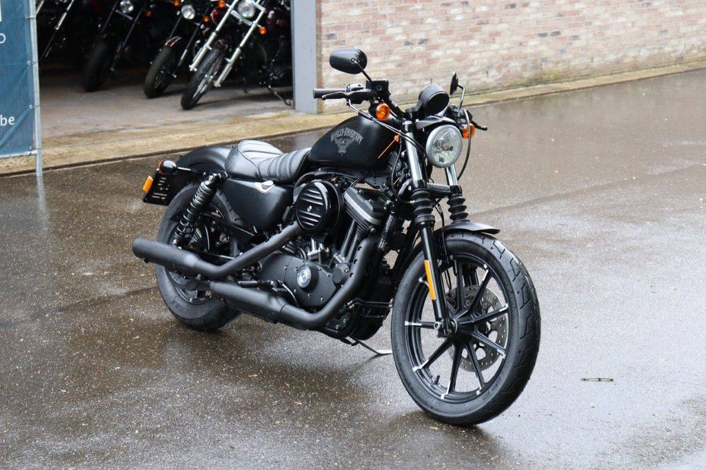 Motorrad Harley Davidson Sportster XL883 Iron Benzin 2016