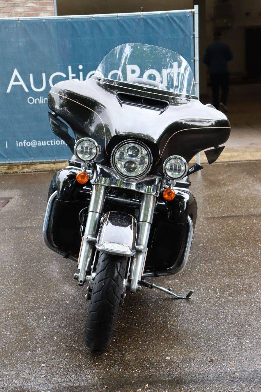 Motorcycle Harley Davidson Ultra Classic Petrol 2016