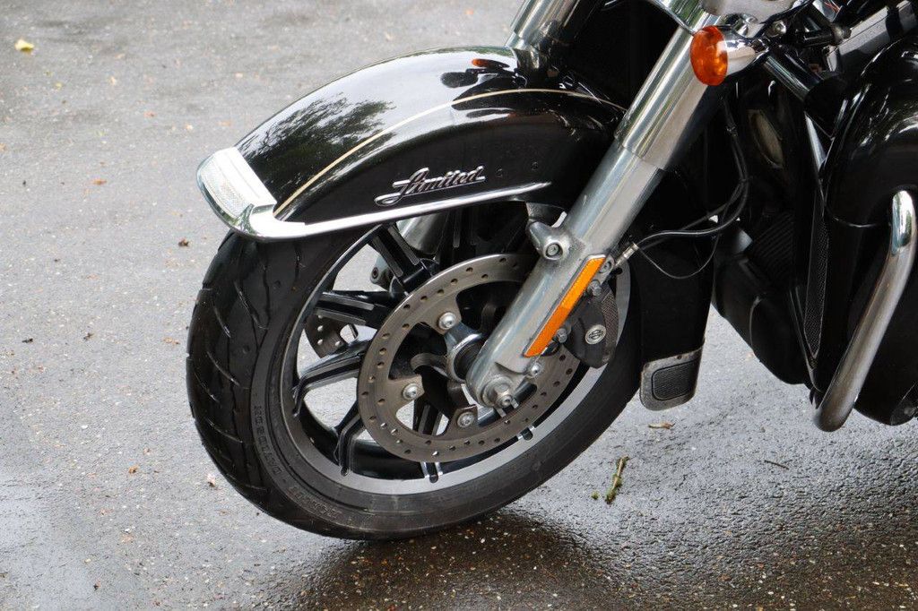 Motorcycle Harley Davidson Ultra Classic Petrol 2016