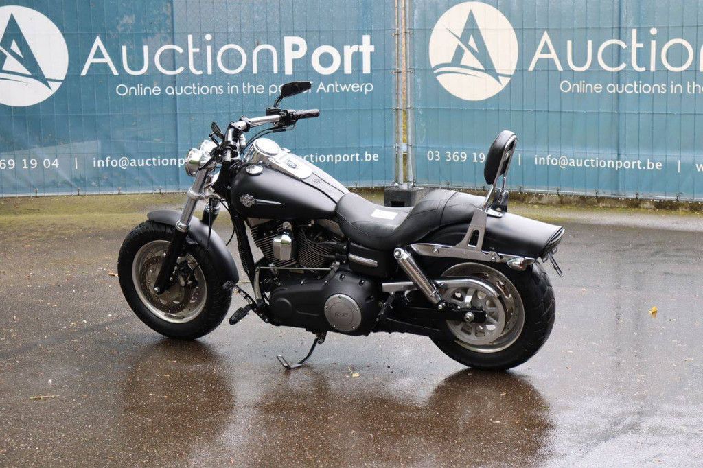 Motorcycle Harley Davidson Fat Bob Dyna Petrol 2013