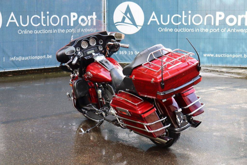 Motorrad Harley Davidson Ultra Classic Benzin 2006