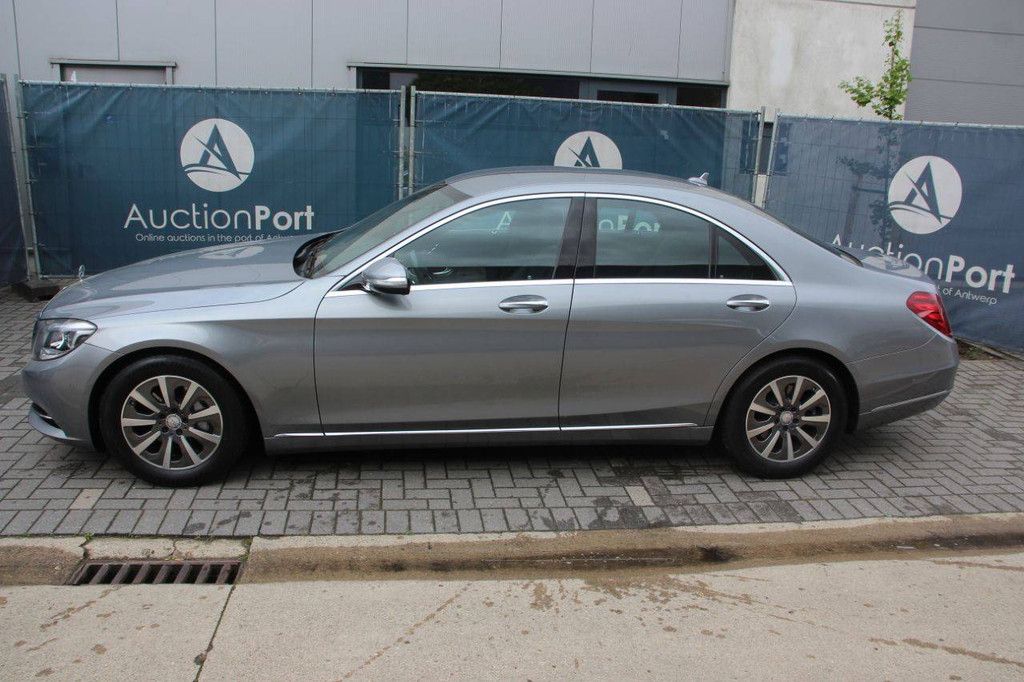 Pkw Mercedes-Benz S300 BLUETEC Hybrid Elektro+Diesel 204 PS 2014