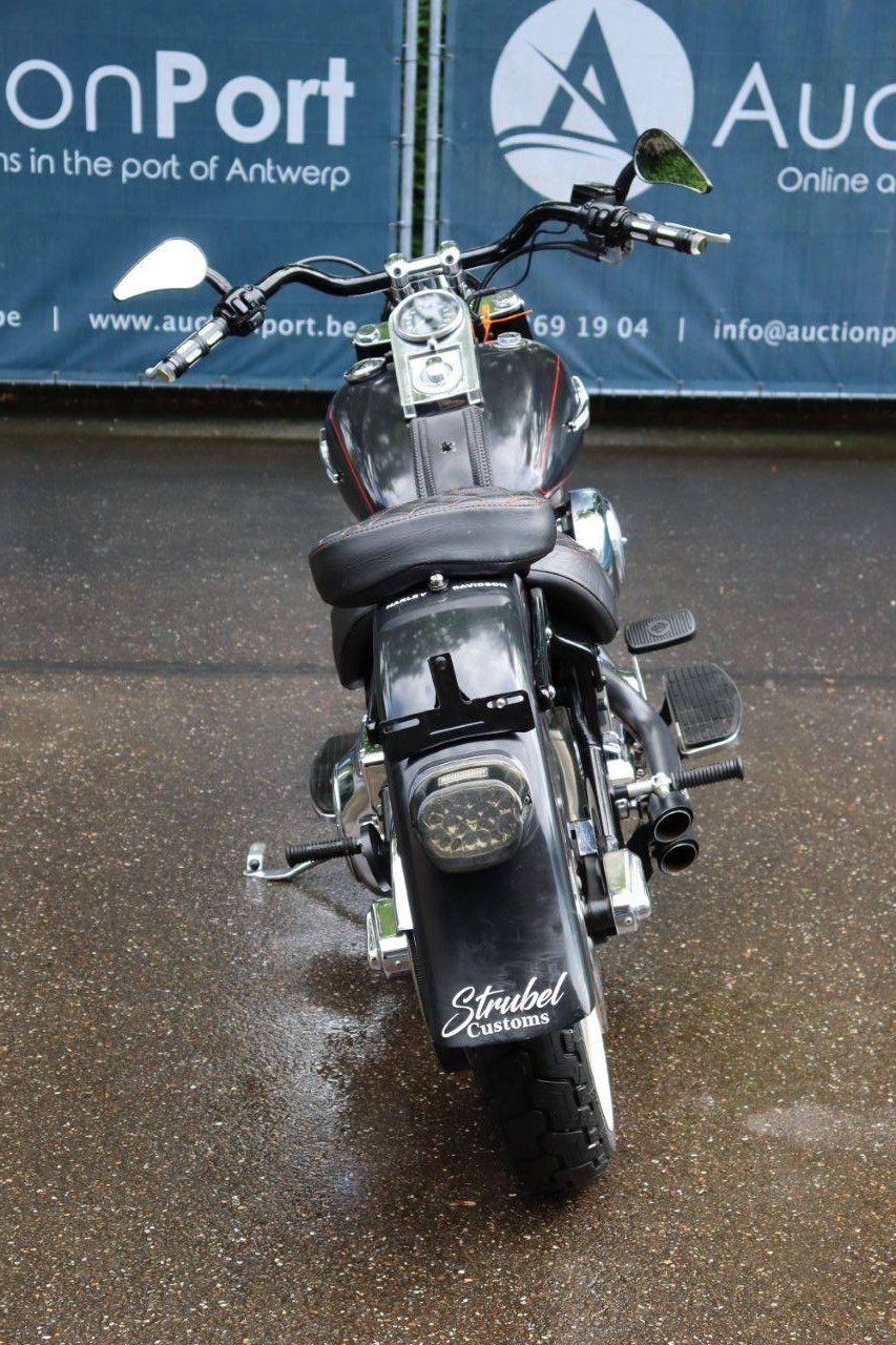 Motorrad Harley Davidson Fat Boy Softail Benzin 2006