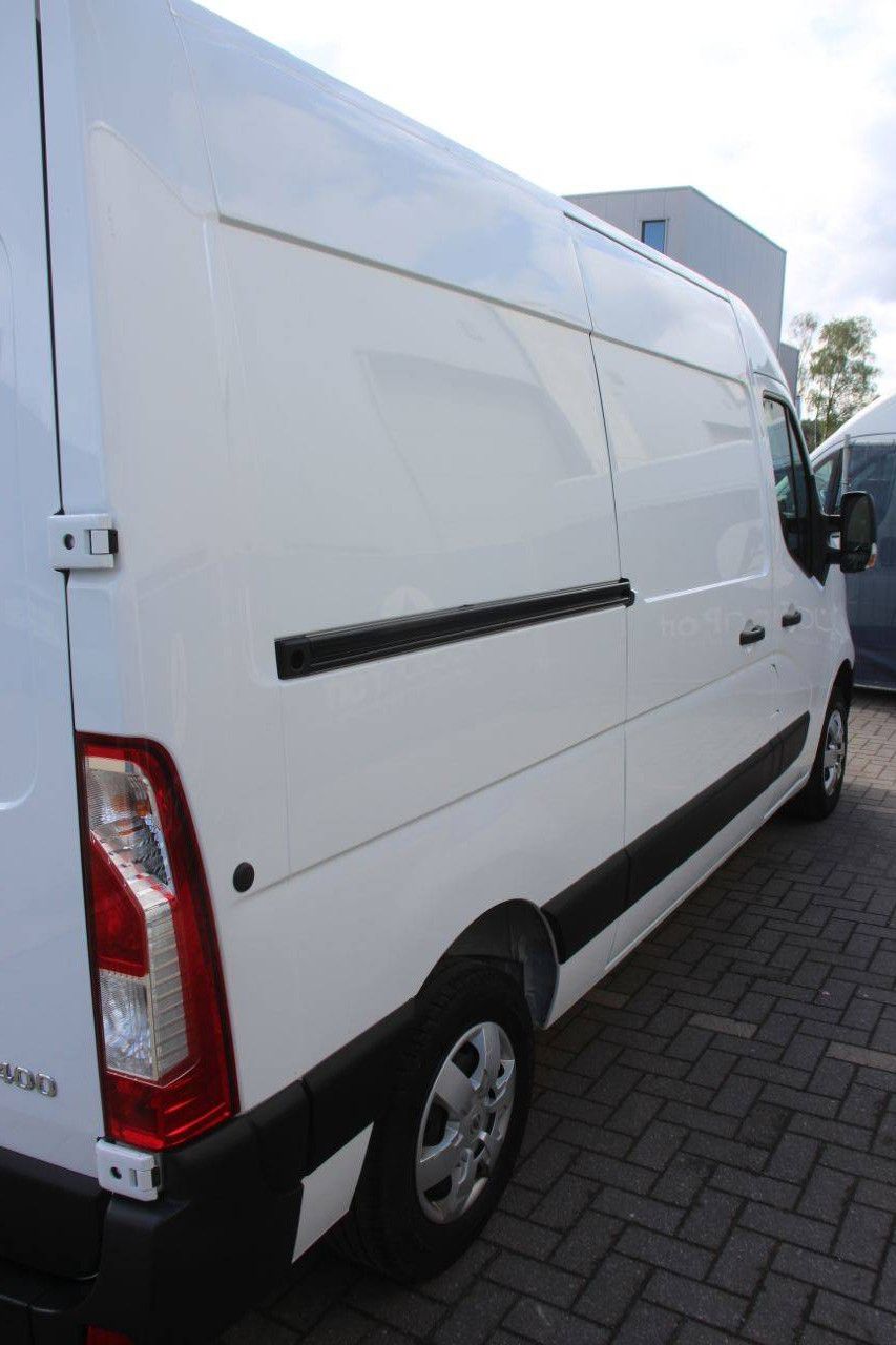 Nissan NV400 Diesel Van