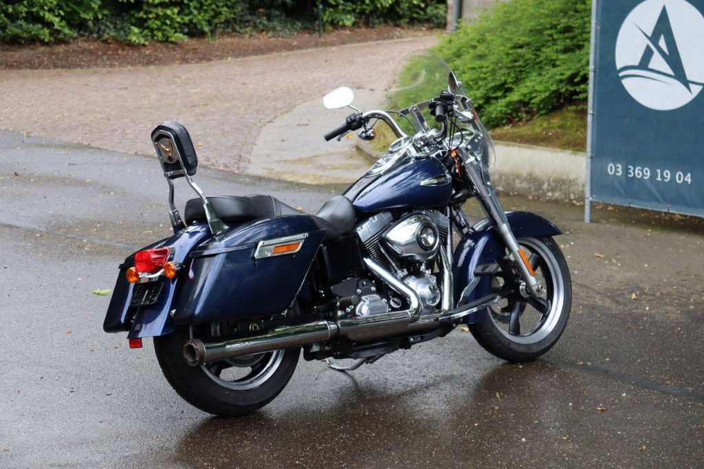Motorrad Harley Davidson Dyna Switchback Benzin 2013