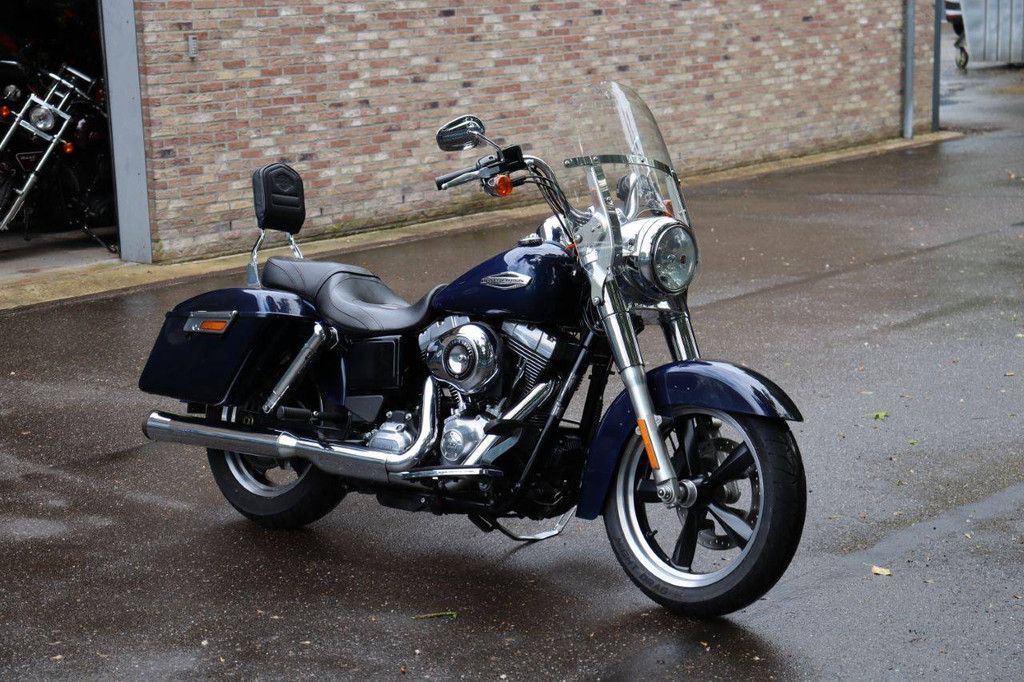Motorrad Harley Davidson Dyna Switchback Benzin 2013