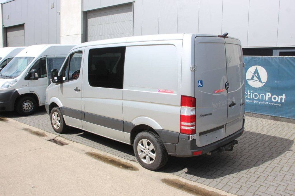 Van Mercedes-Benz Sprinter 210 CDI Diesel 95hp 2010