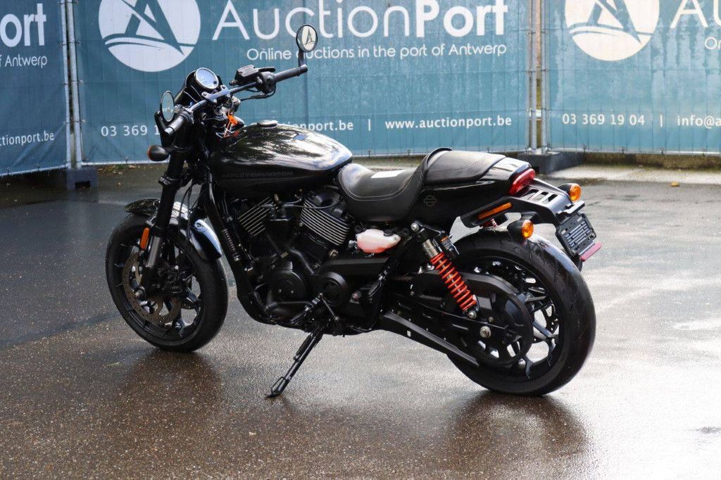 Harley Davidson 750 Straßenmotorrad Benzin 2020