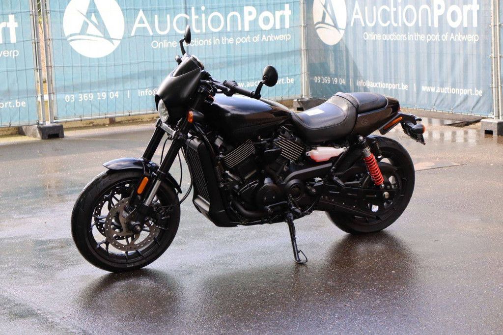 Harley Davidson 750 Straßenmotorrad Benzin 2020