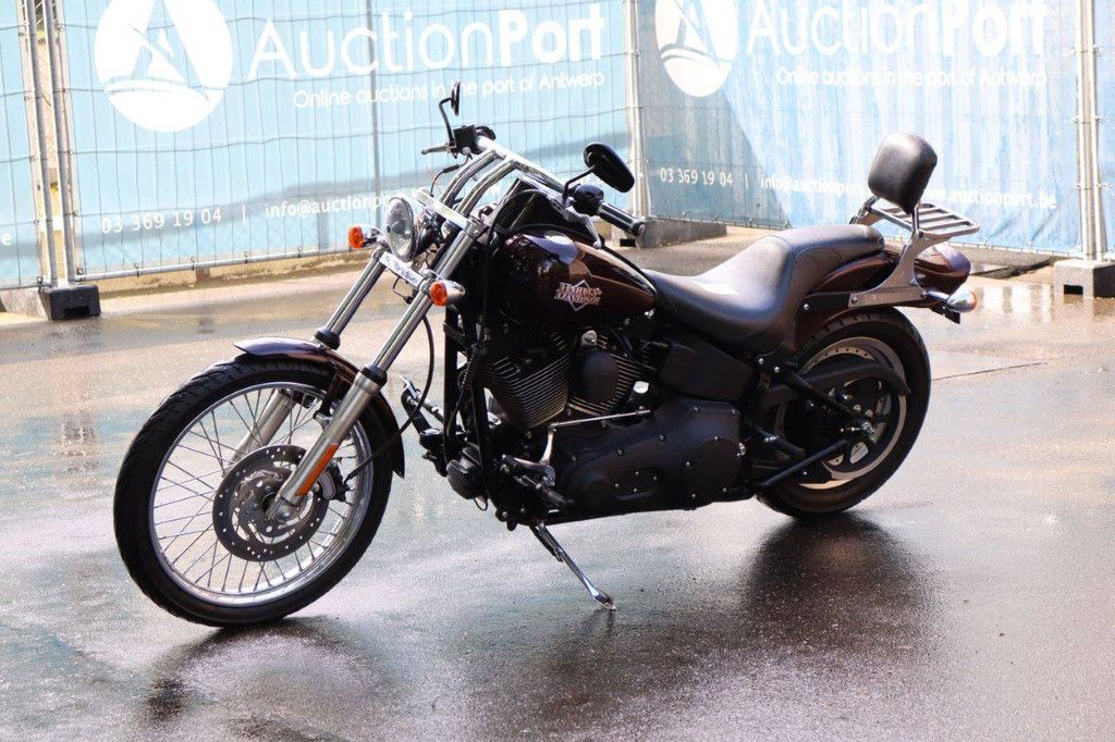 Motorcycle Harley Davidson Night Train Softail Petrol 2005