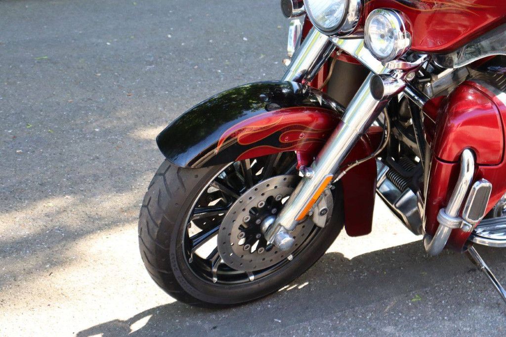 Motorcycle Harley-Davidson Ultra Classic CVO Petrol 2011