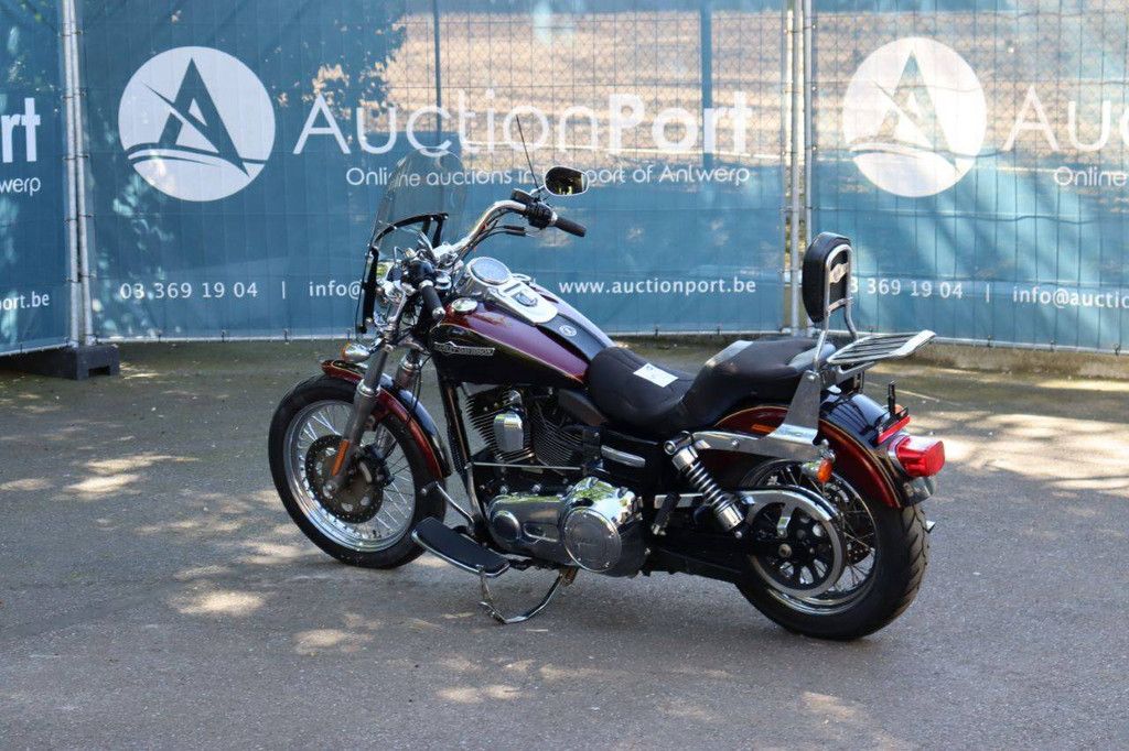 Motor Harley-Davidson Super Glide Custom Benzine 2014