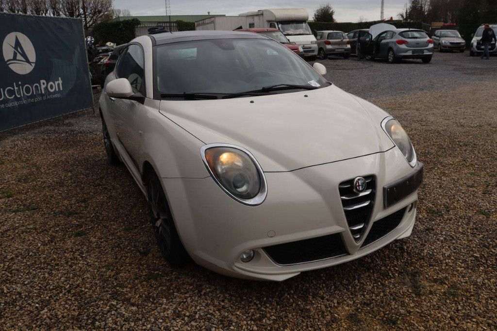 Passenger car Alfa Romeo Mito Petrol 2013 (Margin)