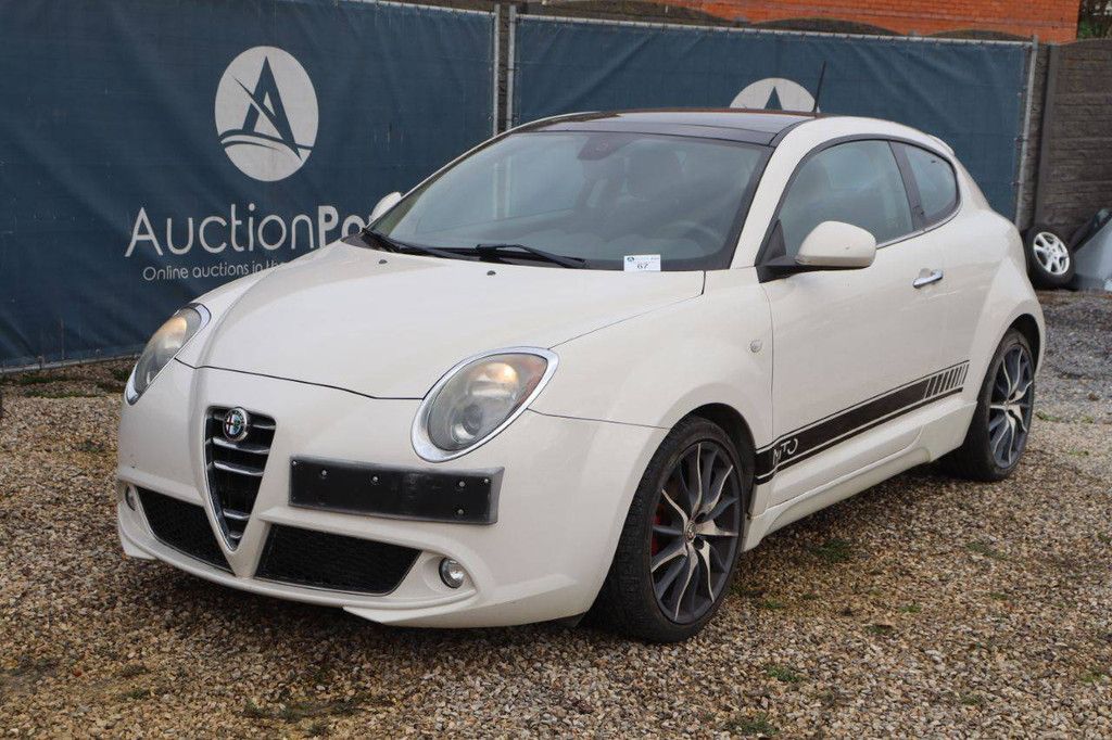 Passenger car Alfa Romeo Mito Petrol 2013 (Margin)