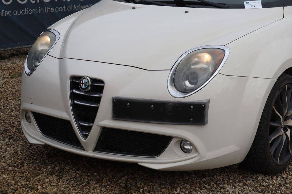 Passenger car Alfa Romeo Mito Petrol 2013 (Margin)