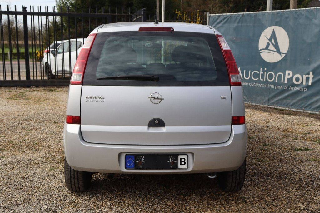 Pkw Opel Meriva 1.6 Benzin 101 PS 2004 (Marge)
