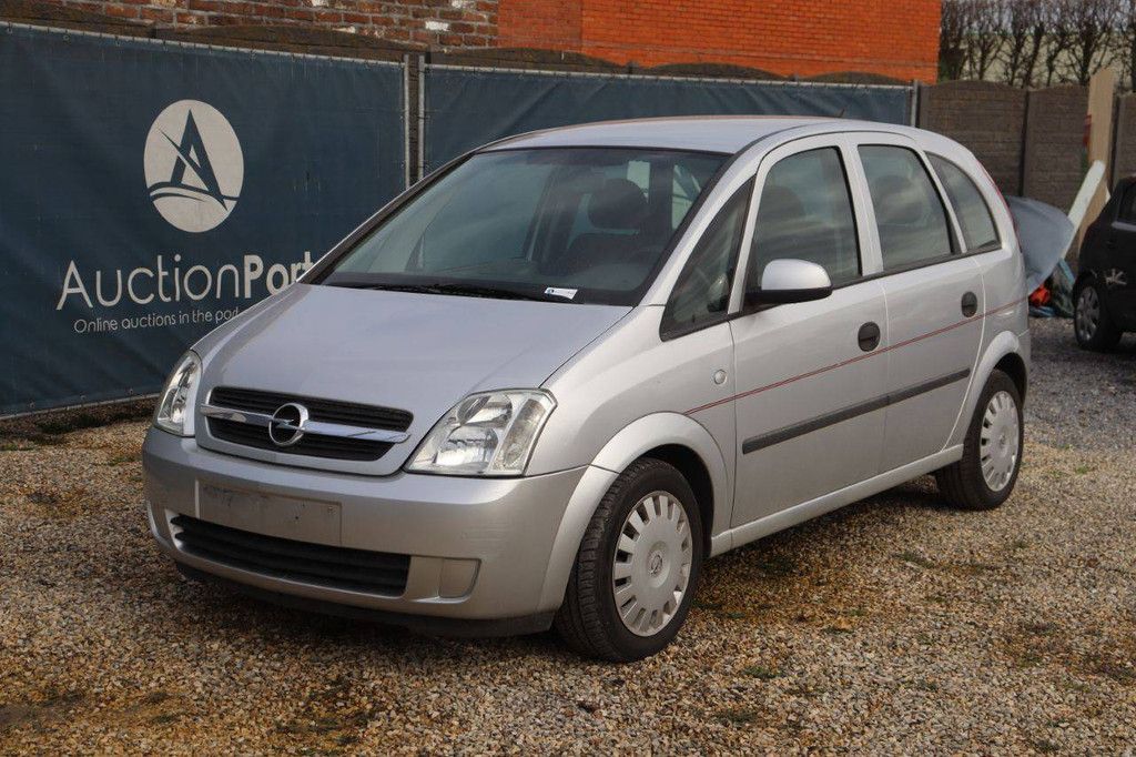 Pkw Opel Meriva 1.6 Benzin 101 PS 2004 (Marge)