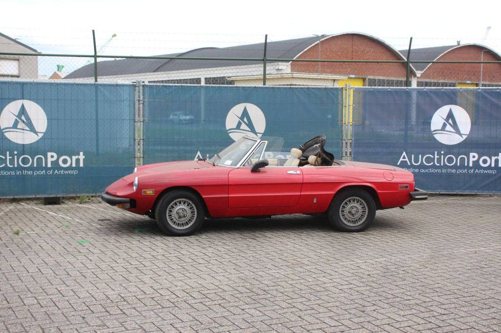 Alfa Romeo Spider Cabriolet Benzin