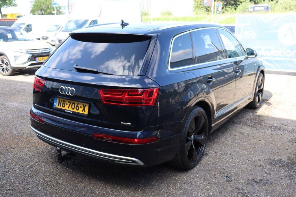 SUV Audi Q7 E-TRON Sport Edition Electric+Diesel 259hp 2016