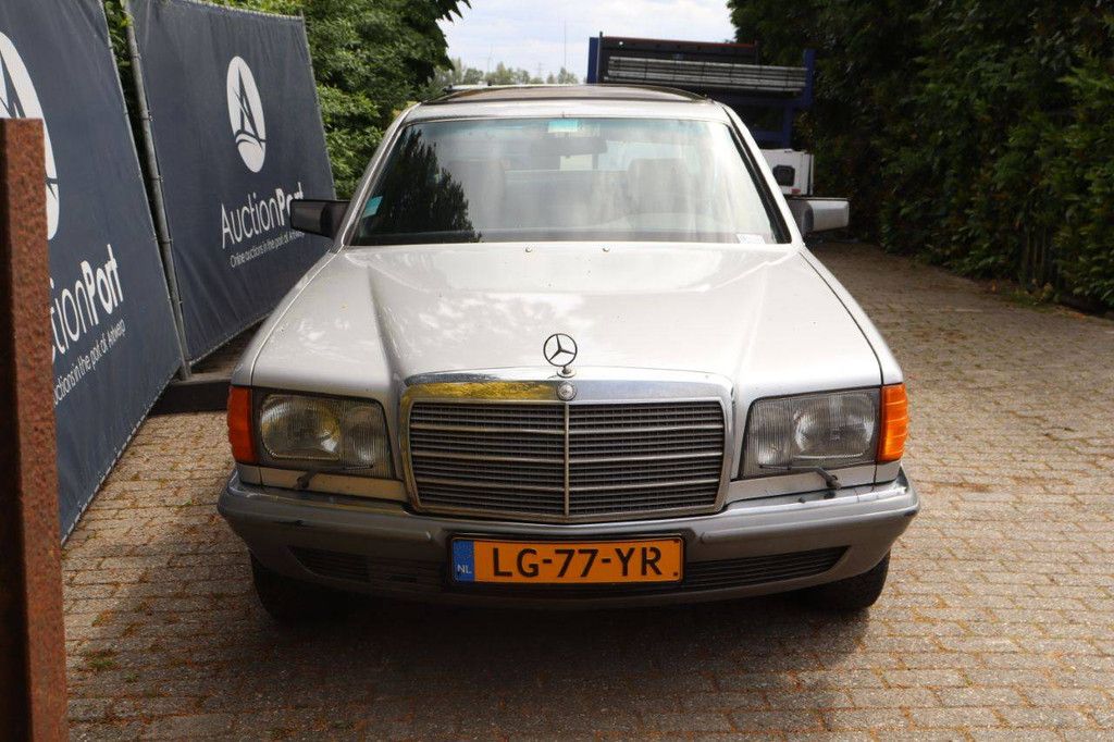 Classic Mercedes-Benz 280 SE Petrol 185hp 1981 (Margin)