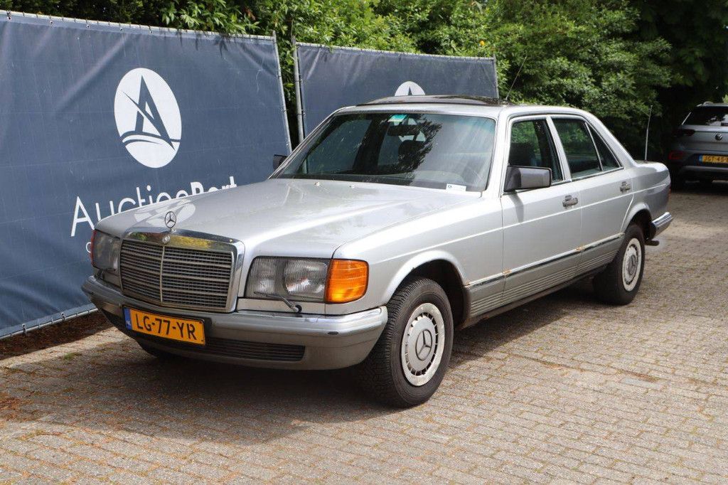 Classic Mercedes-Benz 280 SE Petrol 185hp 1981 (Margin)