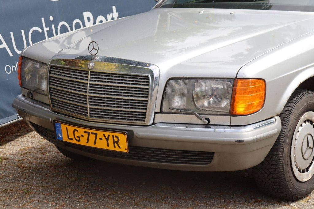 Classic Mercedes-Benz 280 SE Petrol 185hp 1981 (Margin)