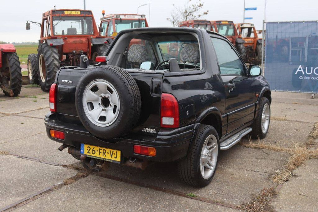 SUV Suzuki Grand Vitara Petrol 128hp 2000