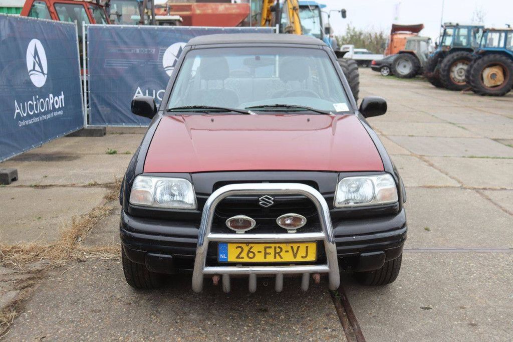 SUV Suzuki Grand Vitara Petrol 128hp 2000