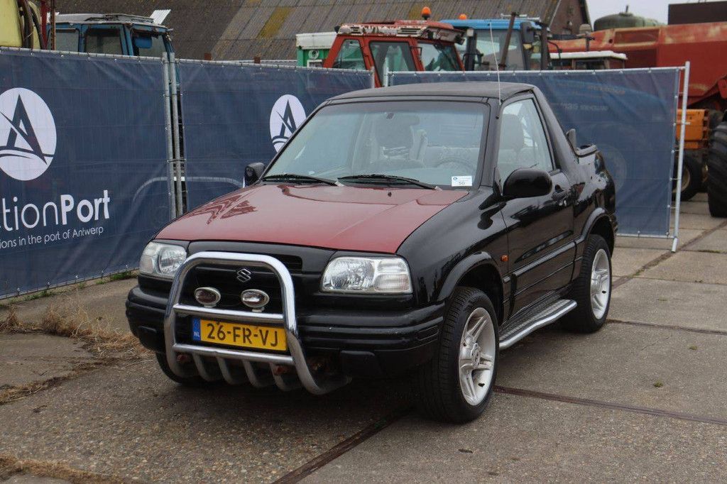 SUV Suzuki Grand Vitara Petrol 128hp 2000