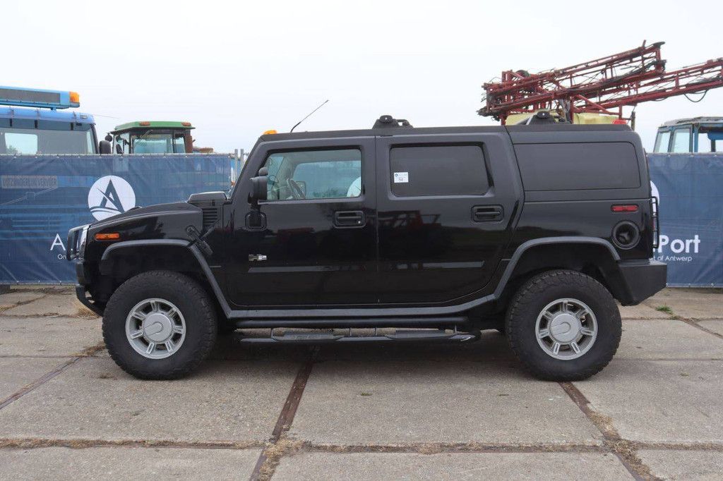 SUV Hummer H2 Gasoline 316hp 2003