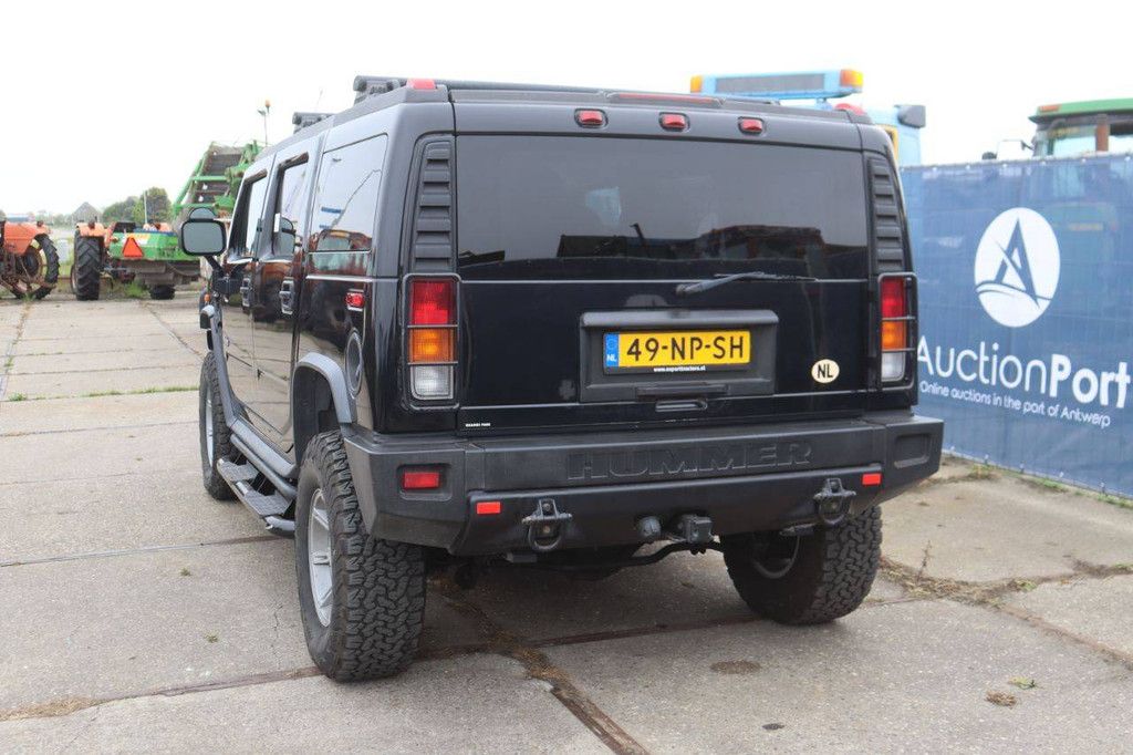 SUV Hummer H2 Gasoline 316hp 2003