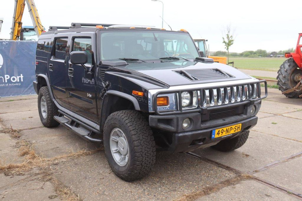 SUV Hummer H2 Gasoline 316hp 2003