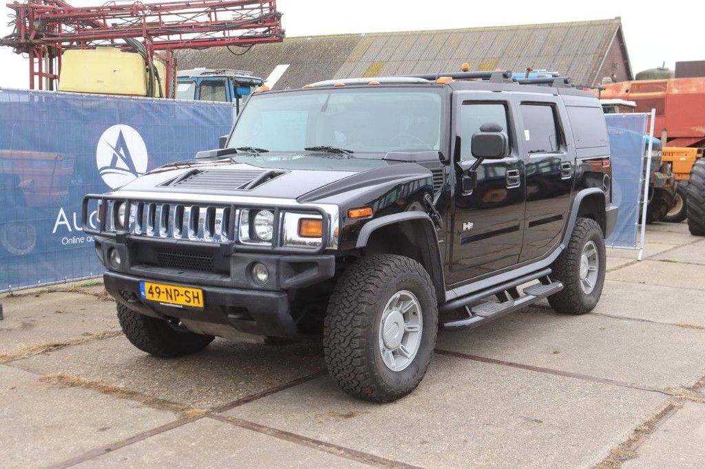 SUV Hummer H2 Gasoline 316hp 2003